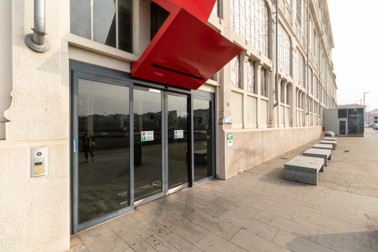 Dora Riverside Modern Apartment With Private Parking Turin Exterior photo
