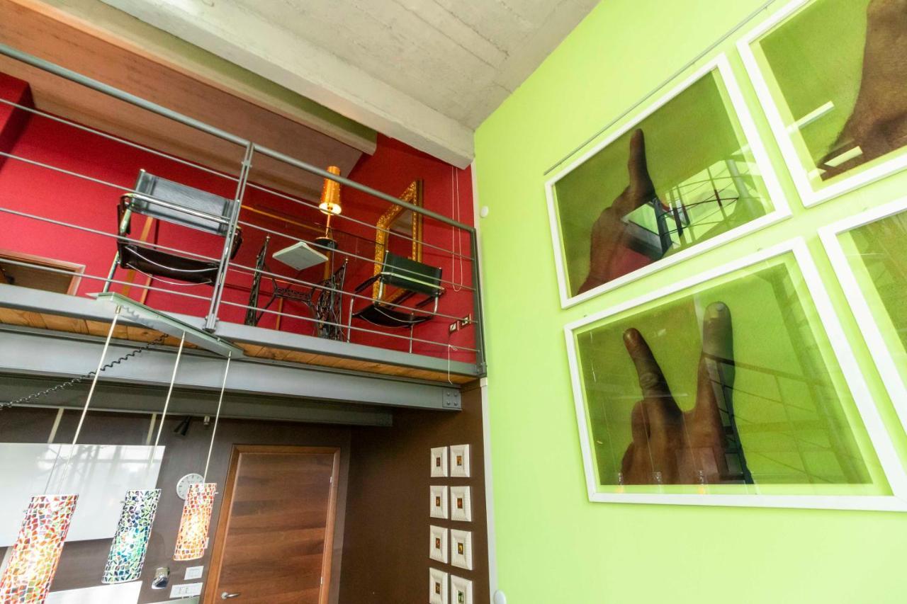 Dora Riverside Modern Apartment With Private Parking Turin Exterior photo