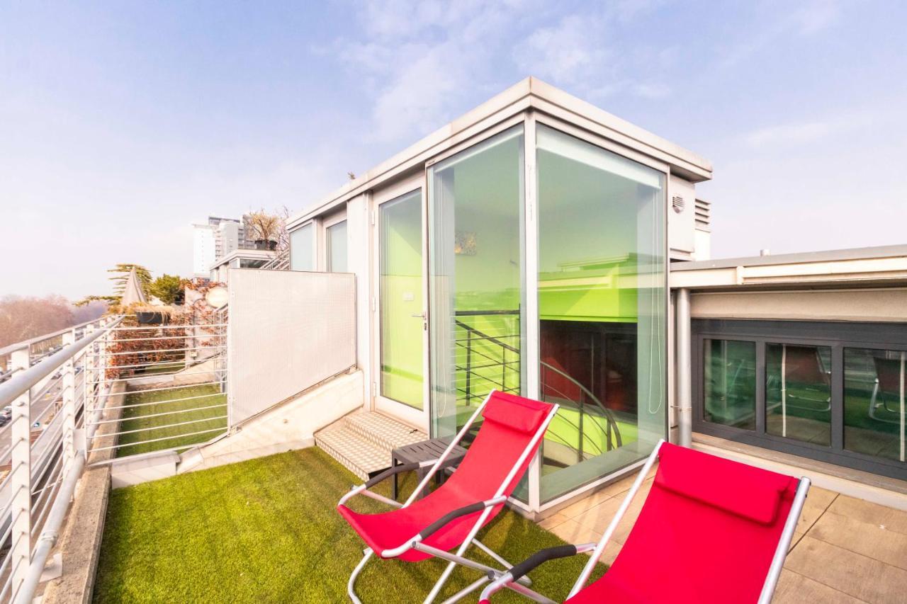 Dora Riverside Modern Apartment With Private Parking Turin Exterior photo